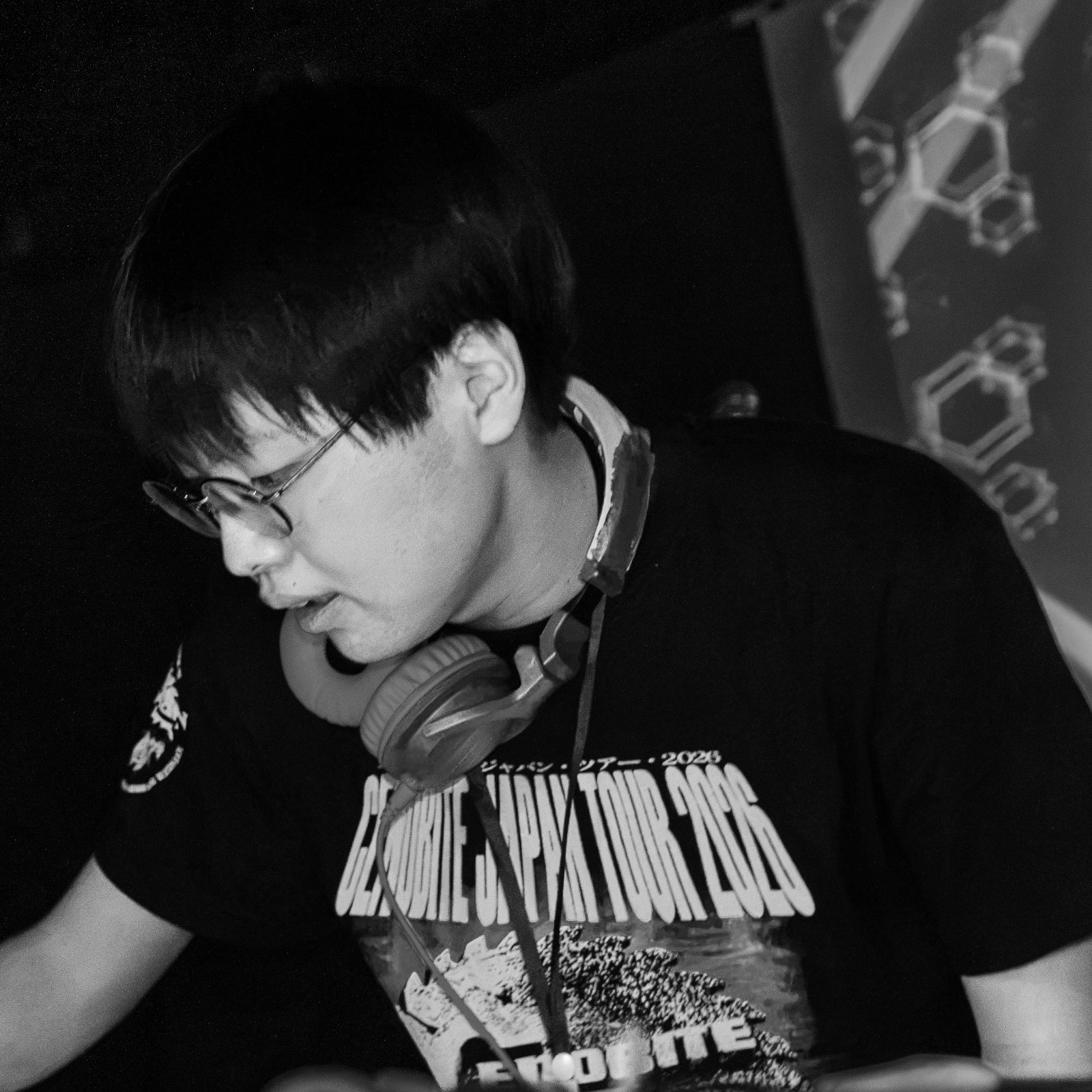 JKmegane---Japan